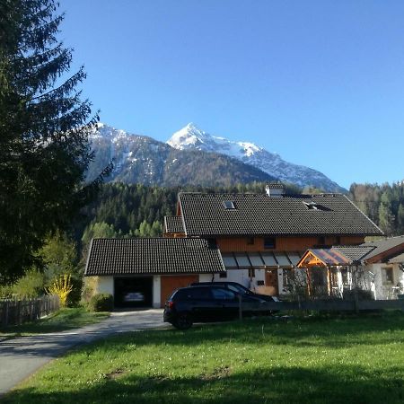 Haus Der Sonne Apartment Kotschach-Mauthen Bagian luar foto