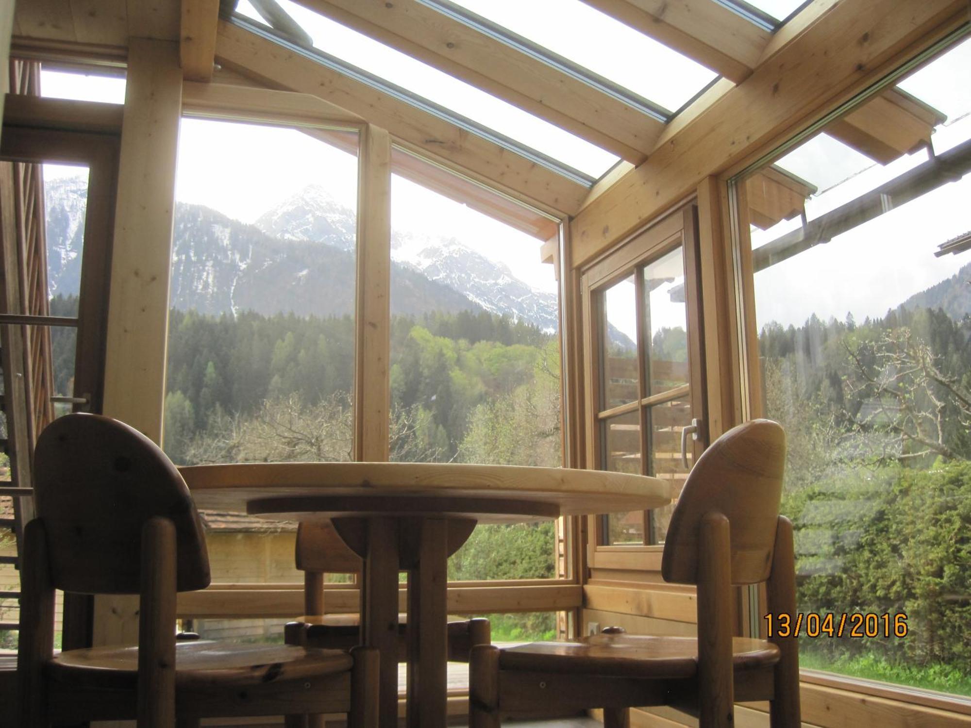 Haus Der Sonne Apartment Kotschach-Mauthen Bagian luar foto